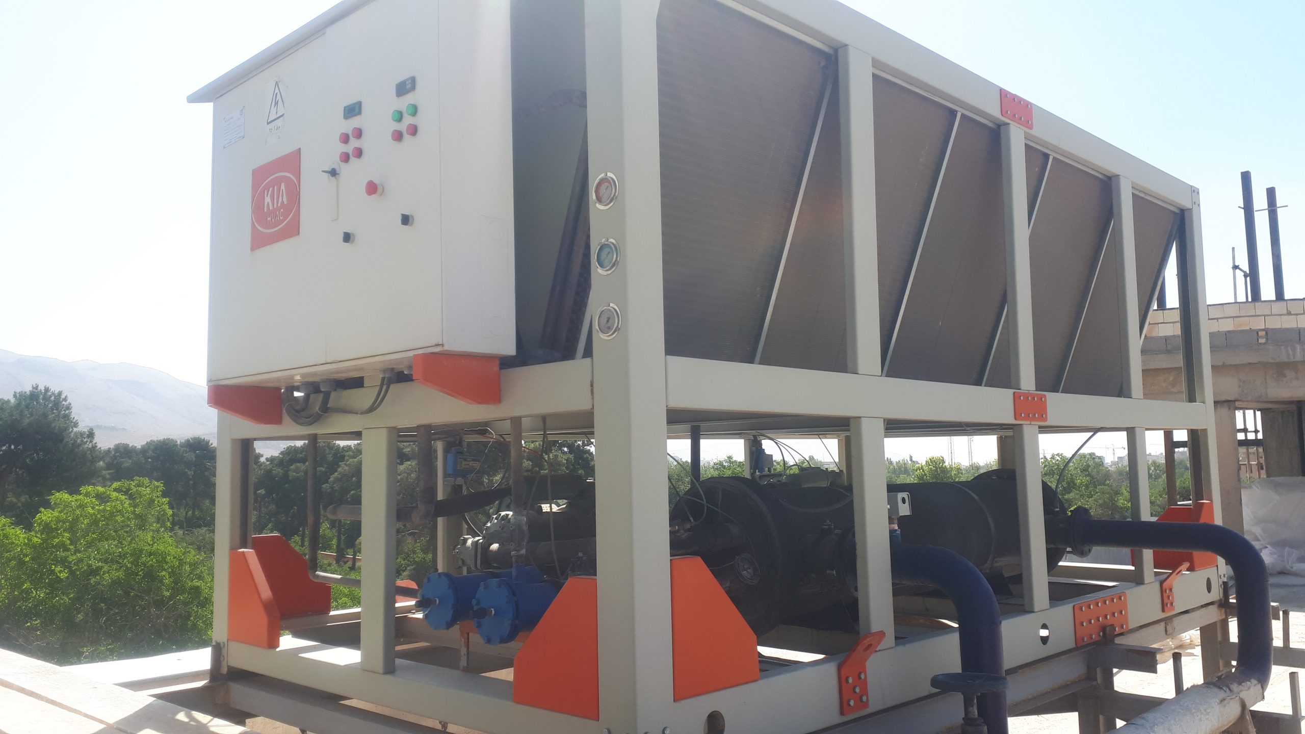 تعمیر وخدمات چیلر های تراکمی وفنکویل