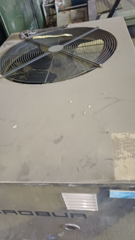 چیلر هواخنک گازسوز آمونیاکی ۵ تن