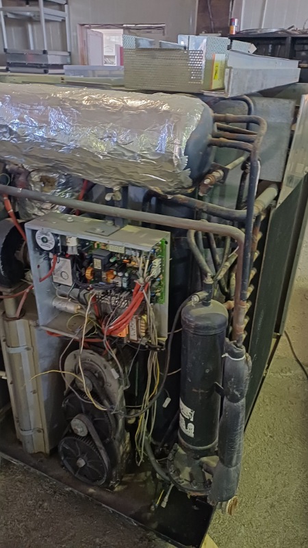 چیلر هواخنک گازسوز آمونیاکی ۵ تن